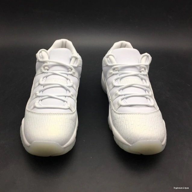 HYPE White Heiress Air 897331-100 Frost Low Jordan 11 0806